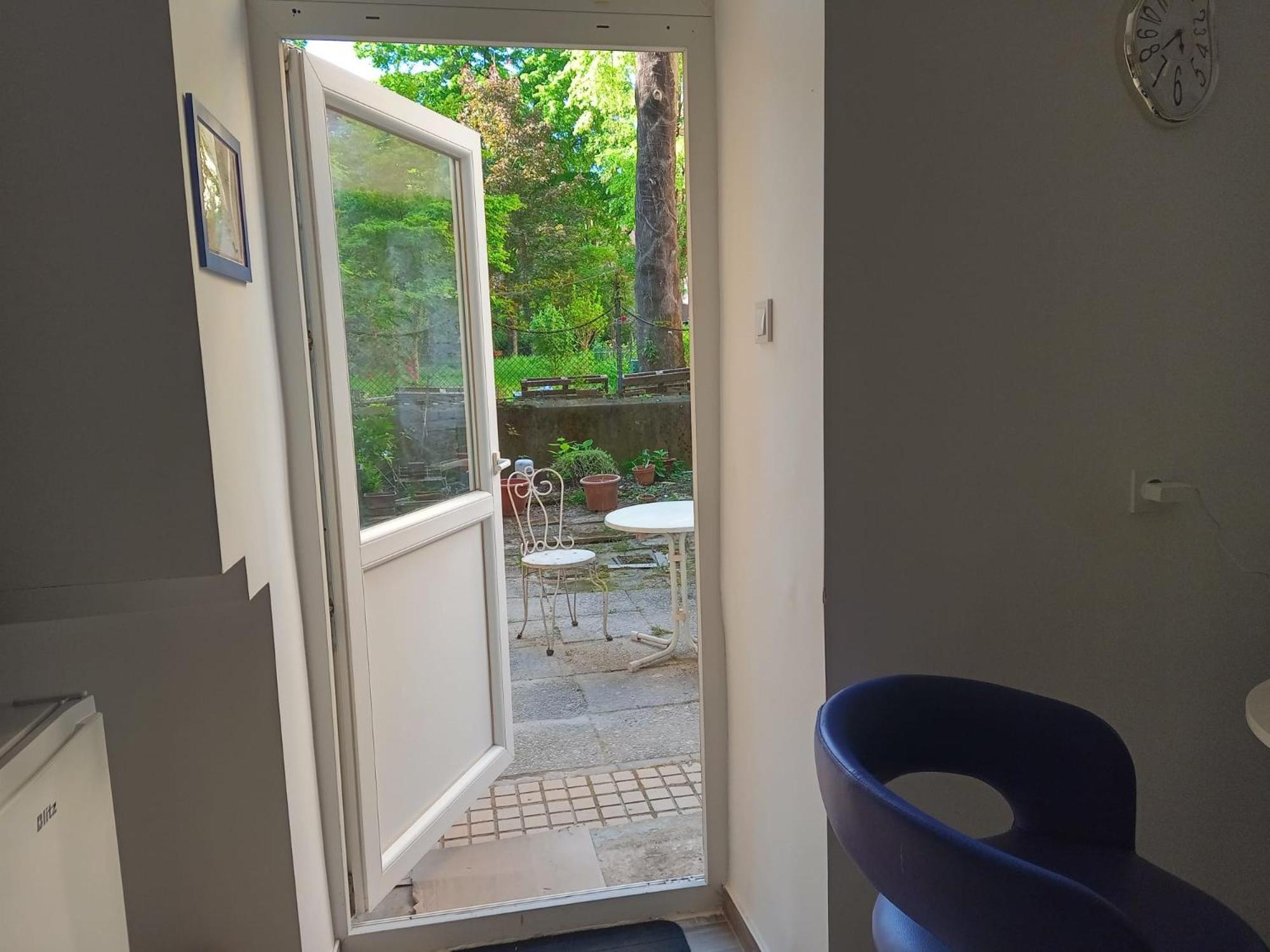 Zagreb 2 Botanical Garden Budget Apartment Exterior foto